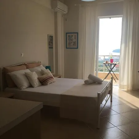 Apartment Marika's Himare